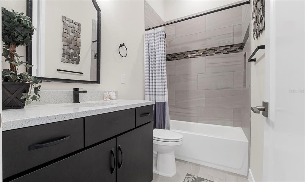 For Sale: $1,095,000 (3 beds, 3 baths, 2980 Square Feet)