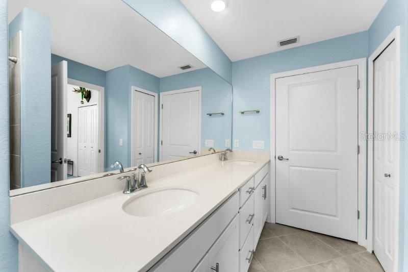 En Renta: $1,800 (3 camas, 2 baños, 1407 Pies cuadrados)