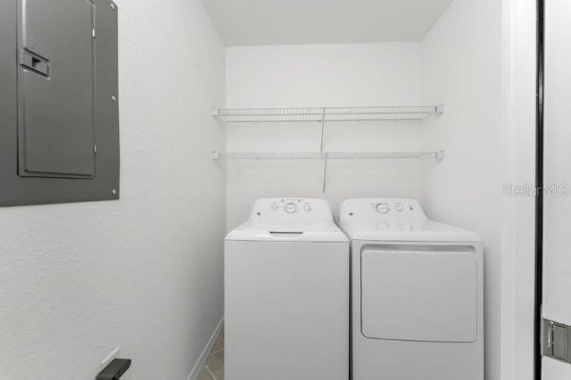 En Renta: $1,800 (3 camas, 2 baños, 1407 Pies cuadrados)