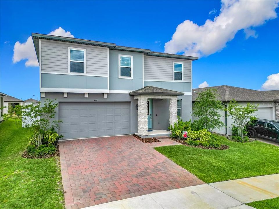 Recently Sold: $529,999 (4 beds, 2 baths, 2680 Square Feet)