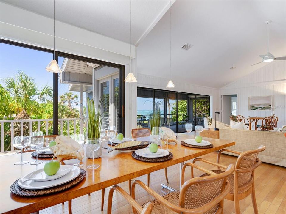 На продажу: $3,995,000 (4 спален, 4 ванн, 3273 Квадратных фут)