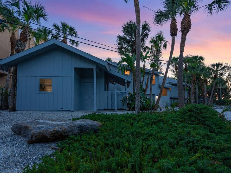 На продажу: $3,995,000 (4 спален, 4 ванн, 3273 Квадратных фут)