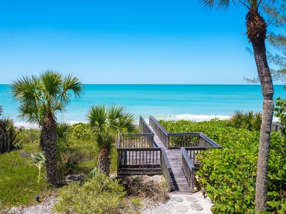 На продажу: $3,995,000 (4 спален, 4 ванн, 3273 Квадратных фут)