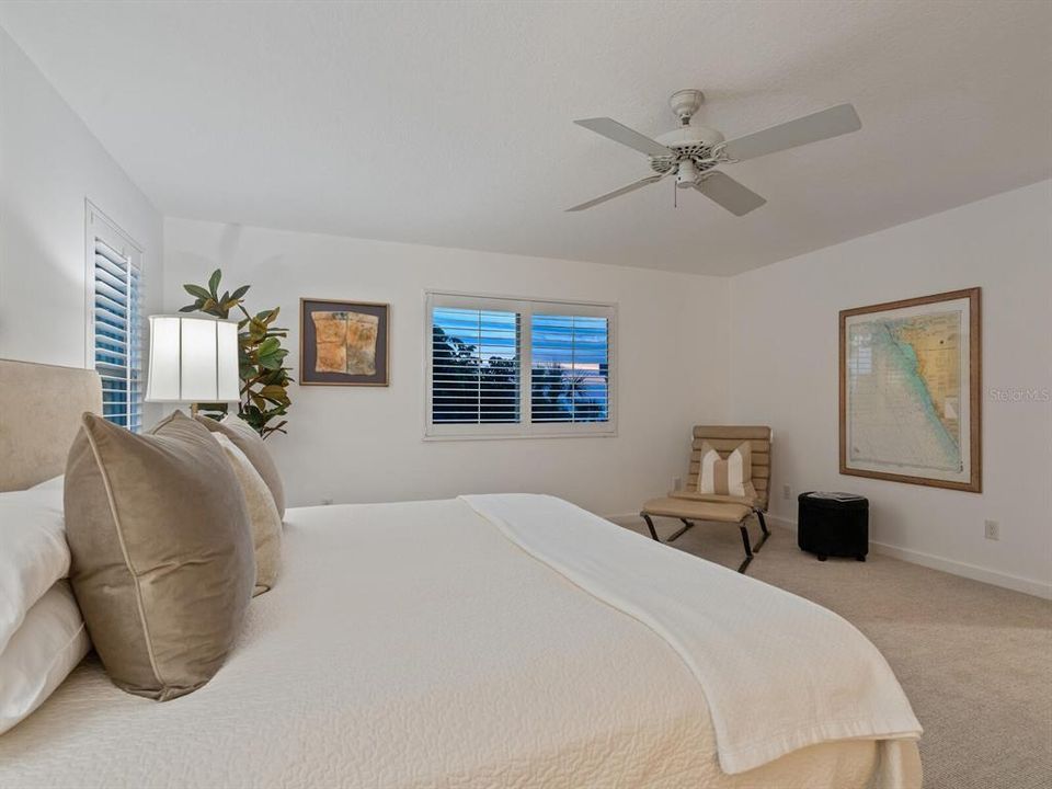 На продажу: $3,995,000 (4 спален, 4 ванн, 3273 Квадратных фут)