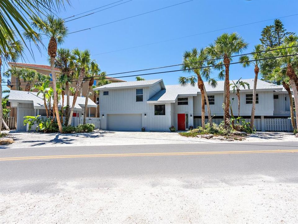 На продажу: $3,995,000 (4 спален, 4 ванн, 3273 Квадратных фут)