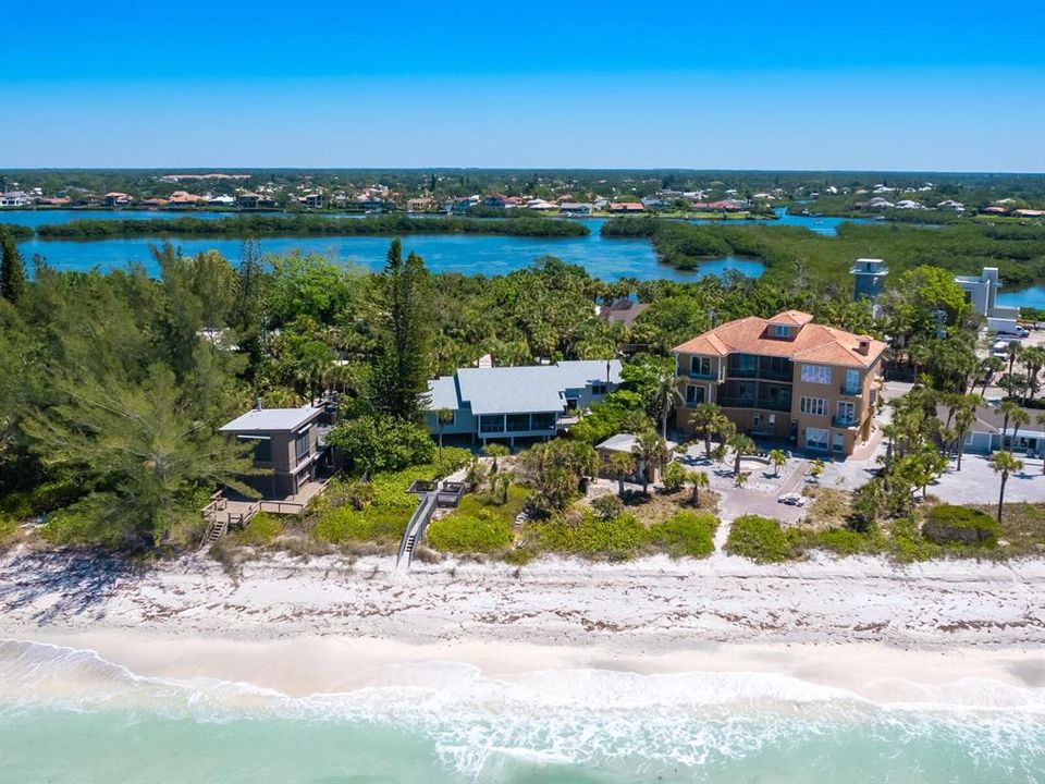 На продажу: $3,995,000 (4 спален, 4 ванн, 3273 Квадратных фут)