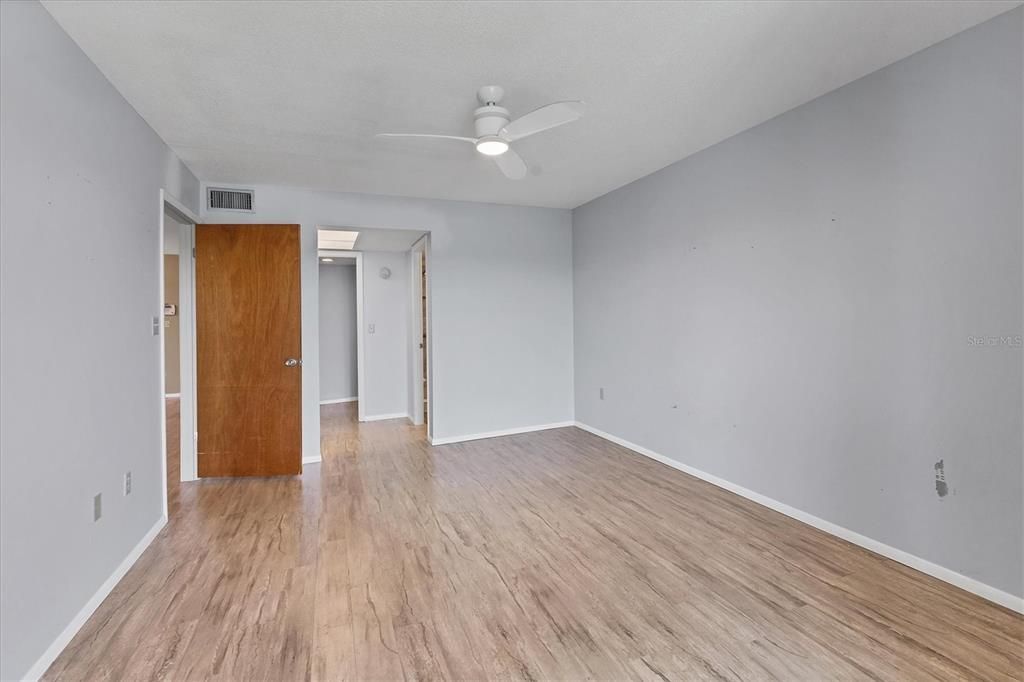 En Venta: $185,000 (2 camas, 2 baños, 1144 Pies cuadrados)