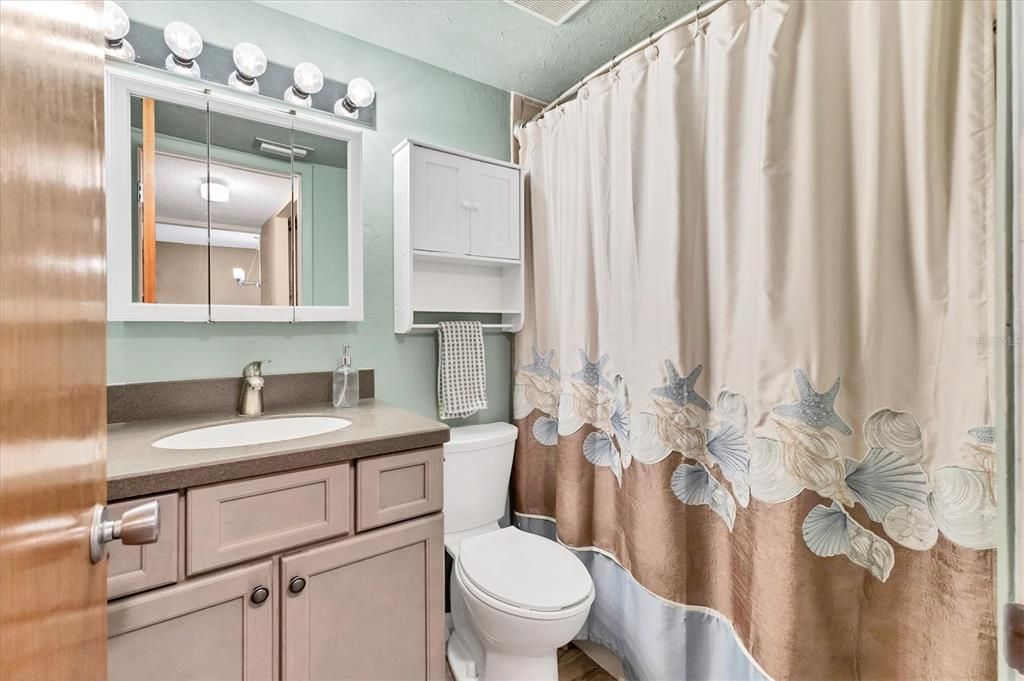 En Venta: $185,000 (2 camas, 2 baños, 1144 Pies cuadrados)