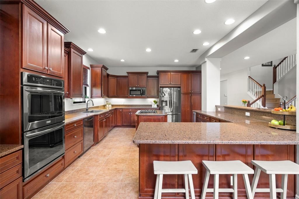 Active With Contract: $1,450,000 (6 beds, 6 baths, 5799 Square Feet)