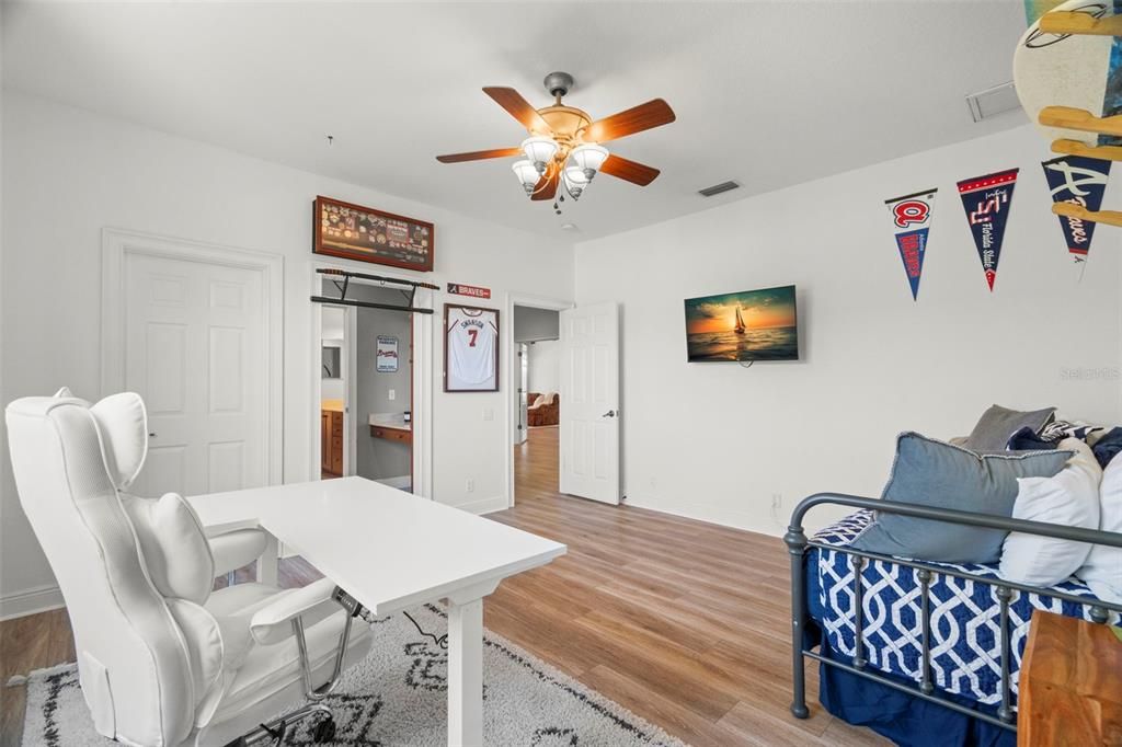 Active With Contract: $1,450,000 (6 beds, 6 baths, 5799 Square Feet)