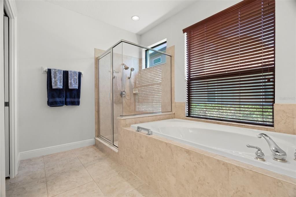 Active With Contract: $1,450,000 (6 beds, 6 baths, 5799 Square Feet)