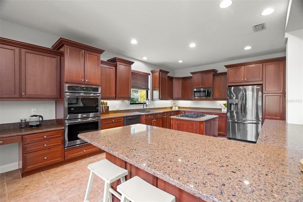 Active With Contract: $1,450,000 (6 beds, 6 baths, 5799 Square Feet)