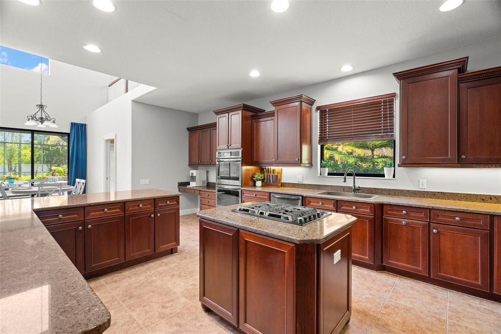 Active With Contract: $1,450,000 (6 beds, 6 baths, 5799 Square Feet)