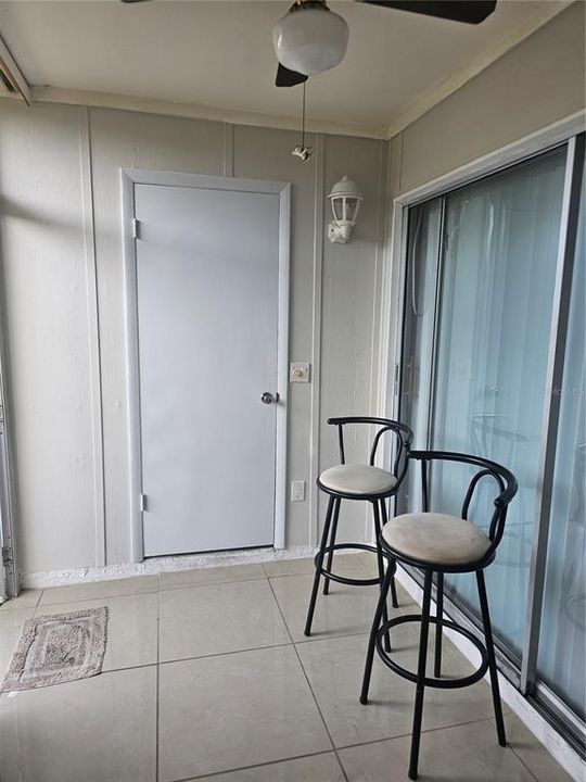 En Venta: $159,900 (2 camas, 2 baños, 805 Pies cuadrados)