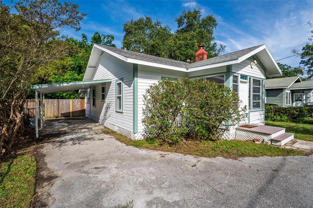 На продажу: $219,000 (2 спален, 1 ванн, 1008 Квадратных фут)