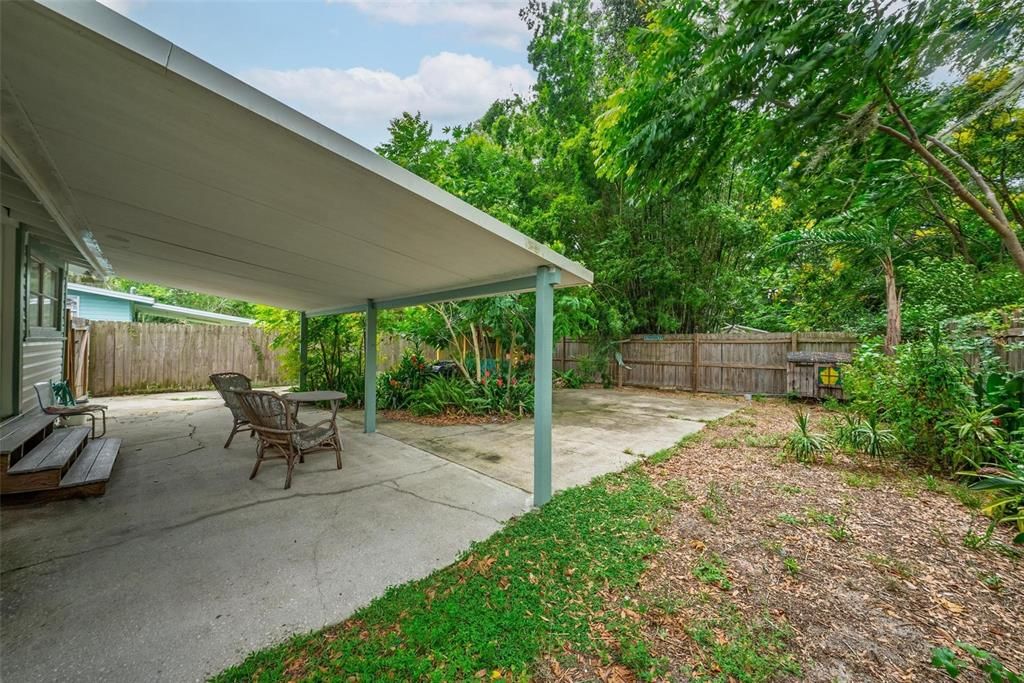 На продажу: $219,000 (2 спален, 1 ванн, 1008 Квадратных фут)