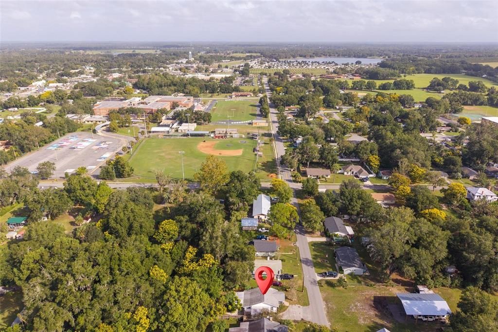 На продажу: $219,000 (2 спален, 1 ванн, 1008 Квадратных фут)