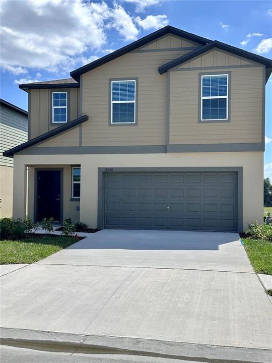 Recently Sold: $407,900 (4 beds, 2 baths, 1870 Square Feet)