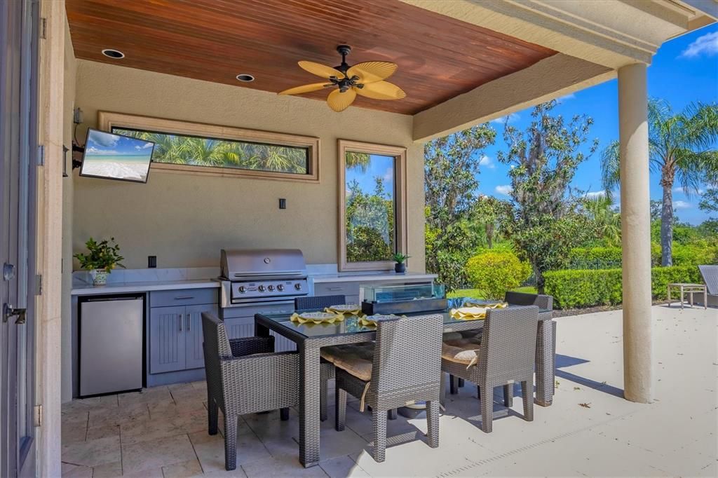 待售: $2,199,000 (4 贝兹, 3 浴室, 3837 平方英尺)