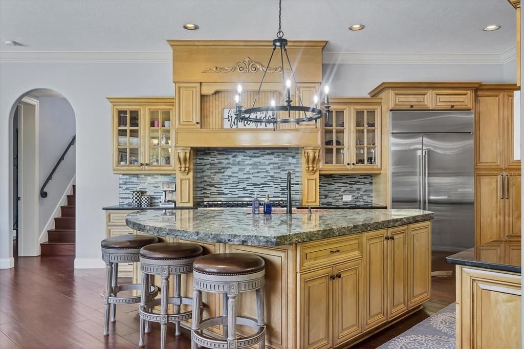 待售: $2,199,000 (4 贝兹, 3 浴室, 3837 平方英尺)