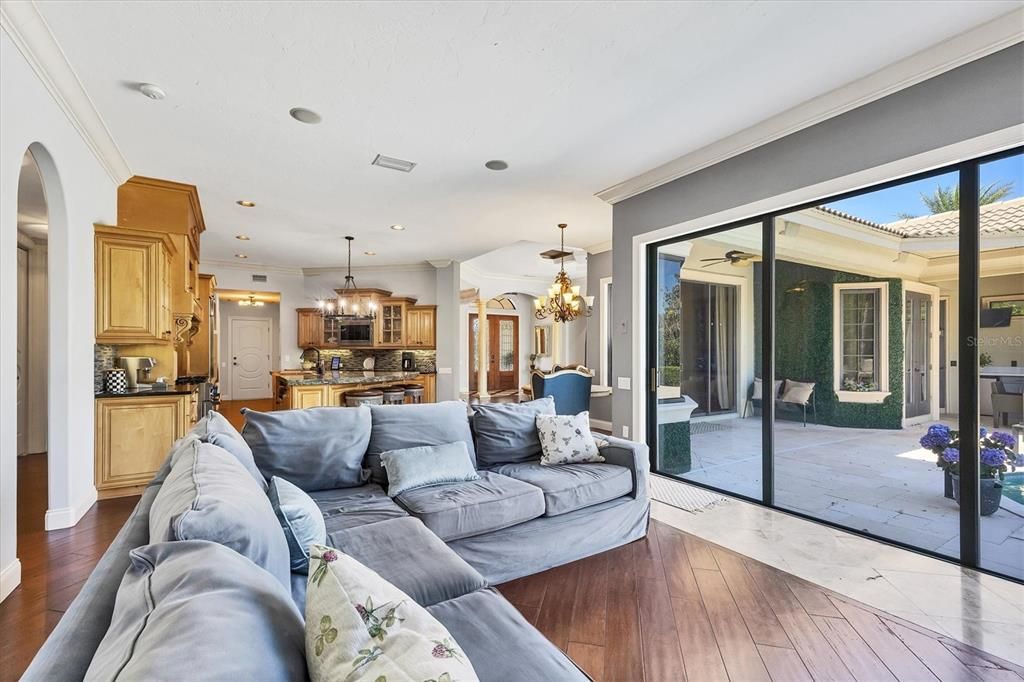 待售: $2,199,000 (4 贝兹, 3 浴室, 3837 平方英尺)