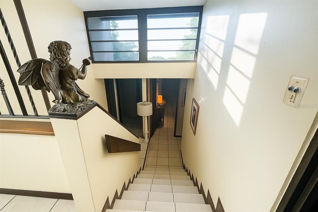 Active With Contract: $735,000 (5 beds, 3 baths, 3100 Square Feet)