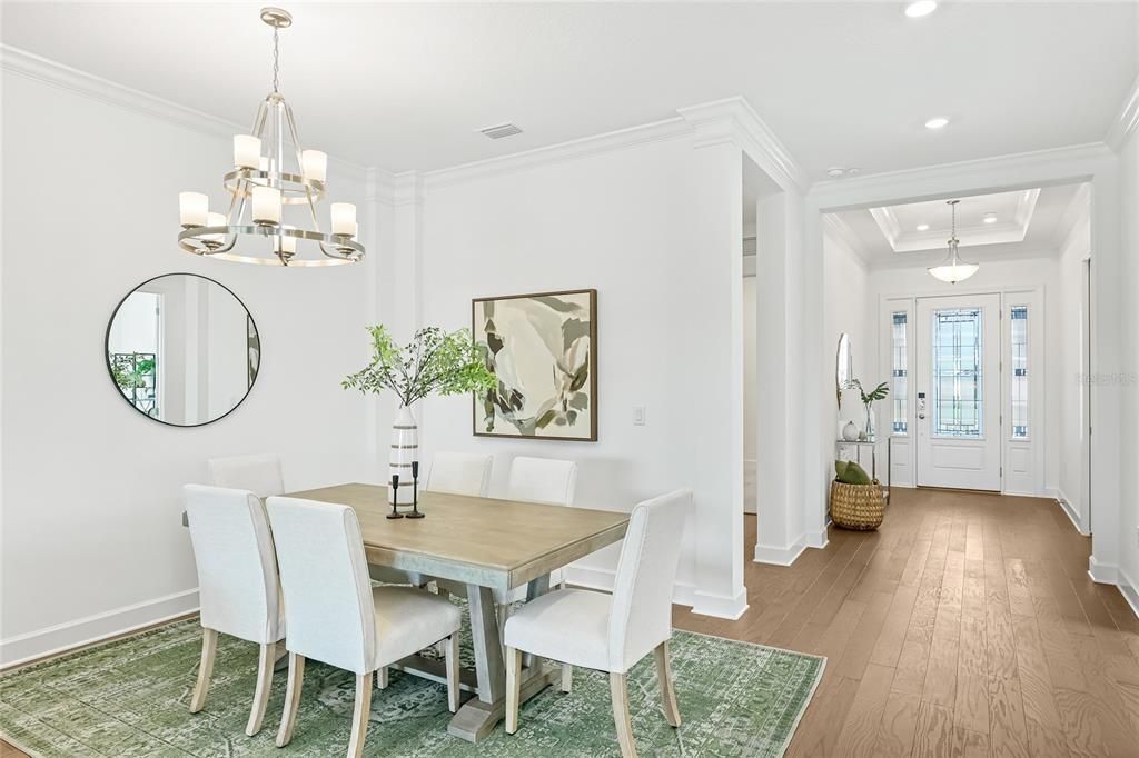 Под контрактом: $1,290,000 (3 спален, 3 ванн, 2433 Квадратных фут)