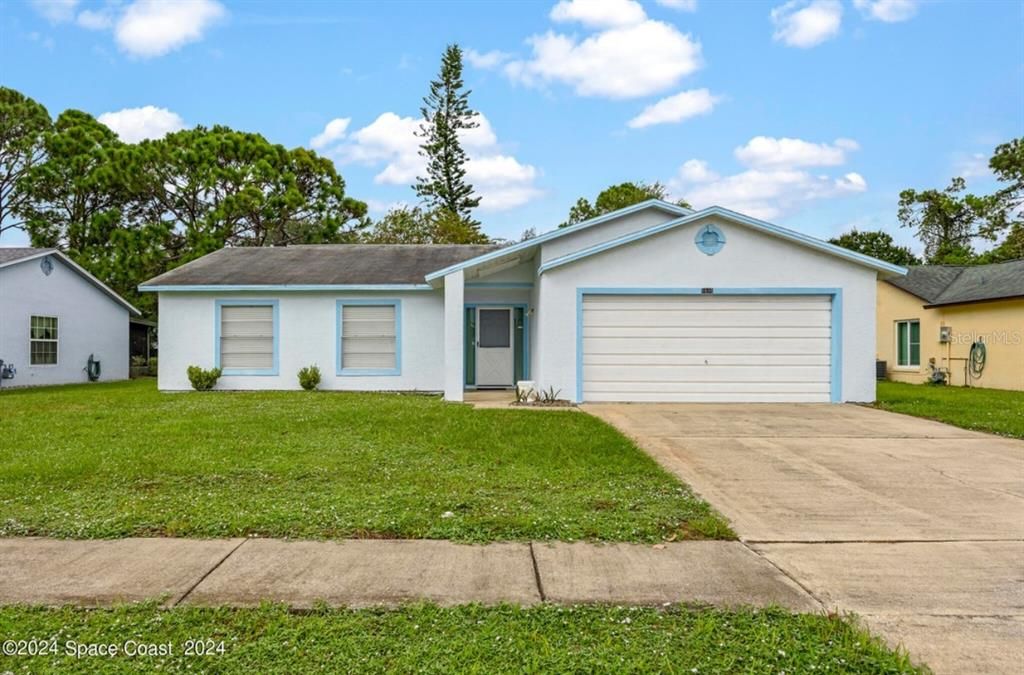 Recently Sold: $242,000 (3 beds, 2 baths, 1325 Square Feet)