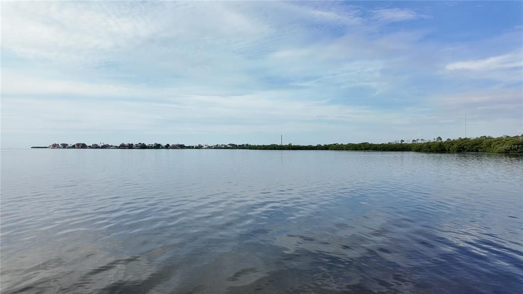 На продажу: $239,000 (2 спален, 1 ванн, 1170 Квадратных фут)