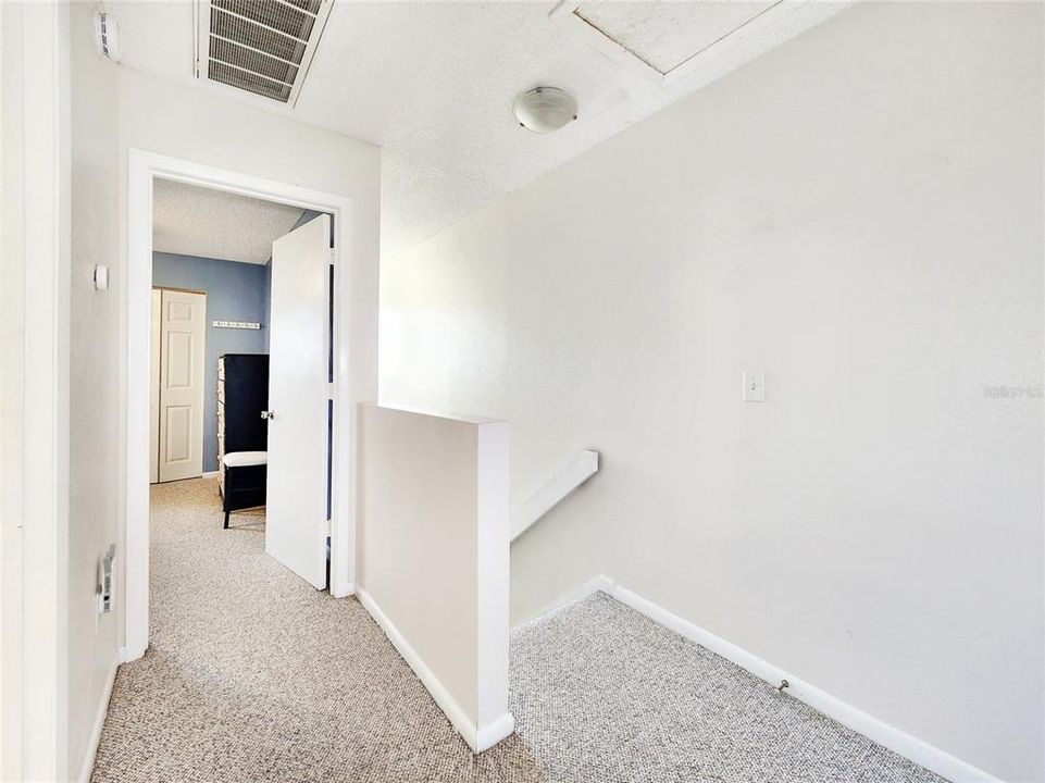 На продажу: $239,000 (2 спален, 1 ванн, 1170 Квадратных фут)