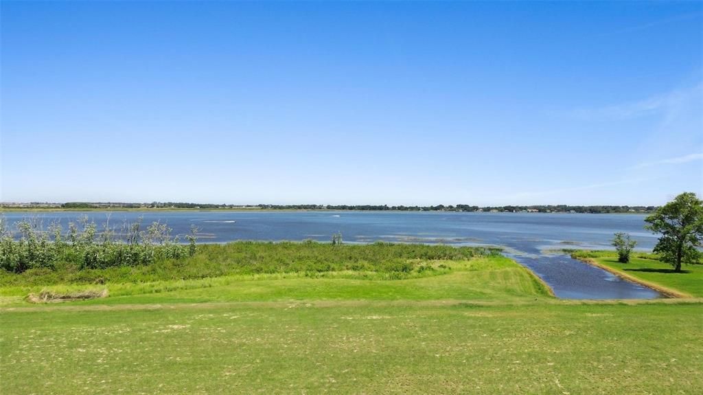 待售: $180,000 (0.59 acres)