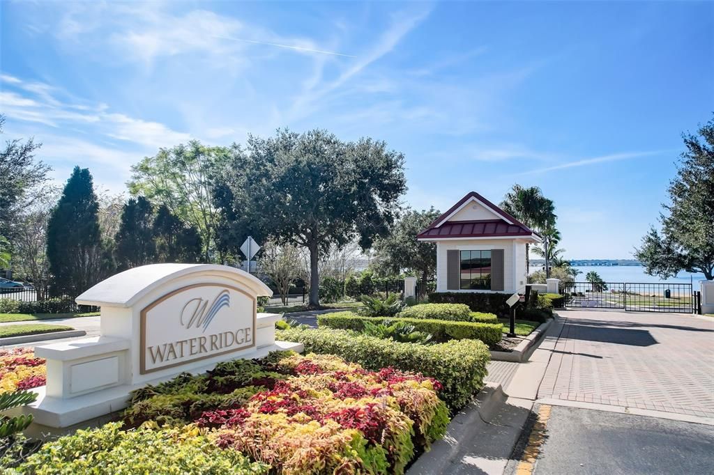 待售: $180,000 (0.59 acres)