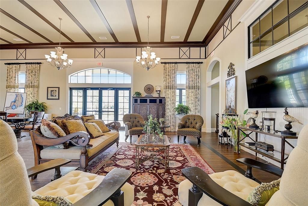 待售: $180,000 (0.59 acres)