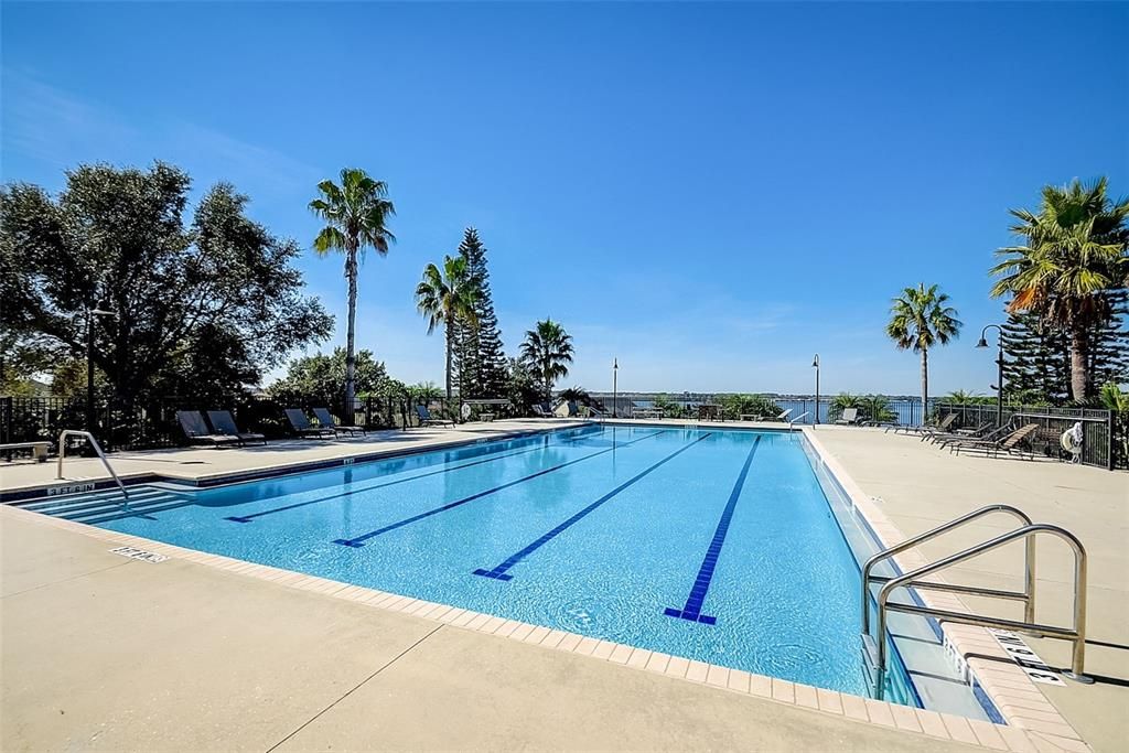 待售: $180,000 (0.59 acres)