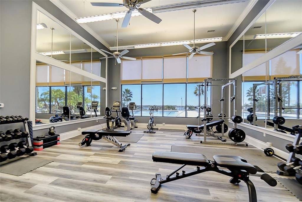 待售: $180,000 (0.59 acres)