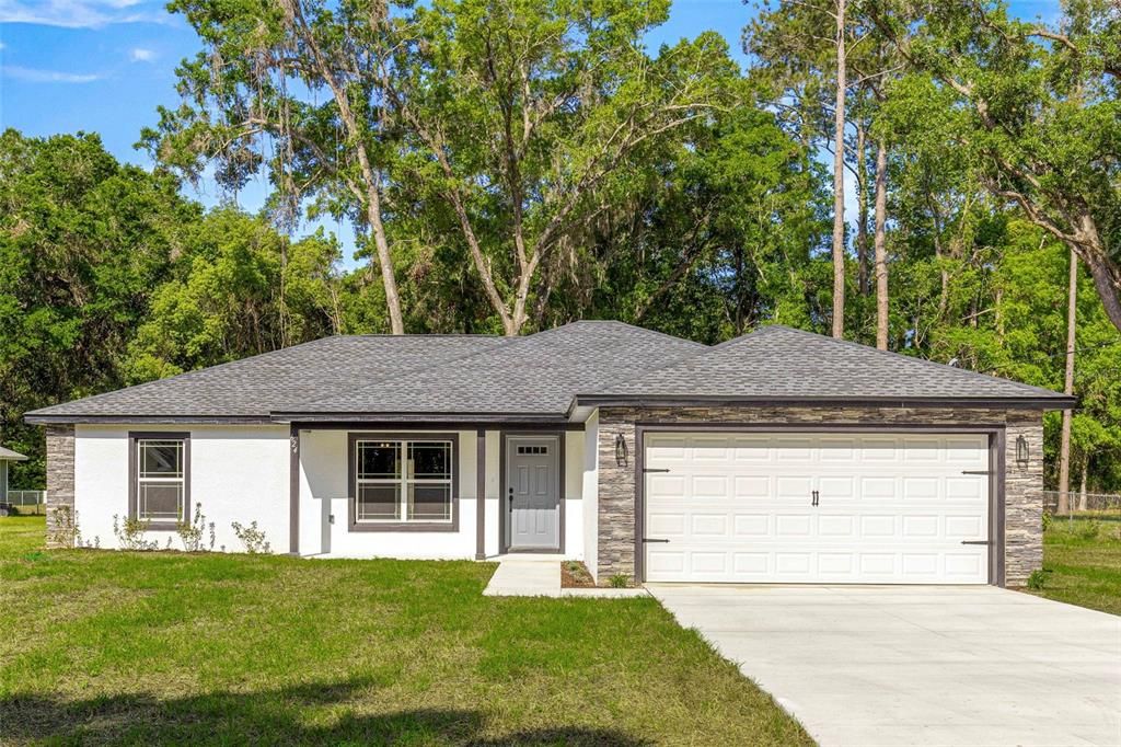 Recently Sold: $329,900 (3 beds, 2 baths, 1517 Square Feet)