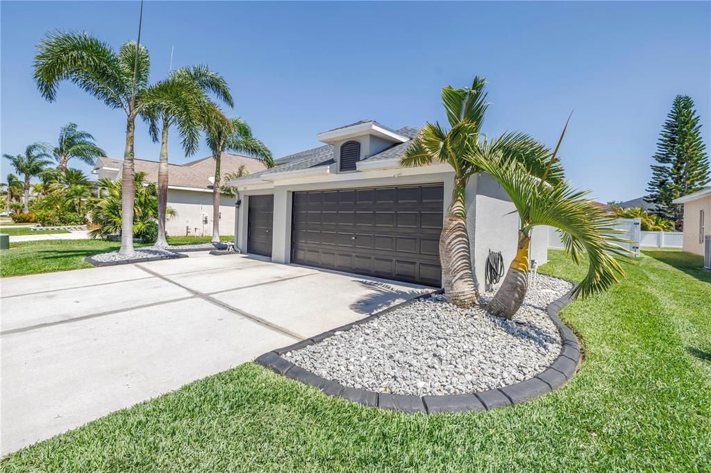 На продажу: $399,900 (4 спален, 2 ванн, 1846 Квадратных фут)