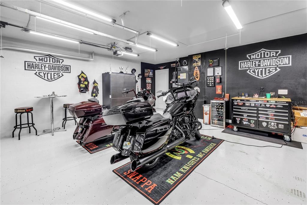 На продажу: $399,900 (4 спален, 2 ванн, 1846 Квадратных фут)