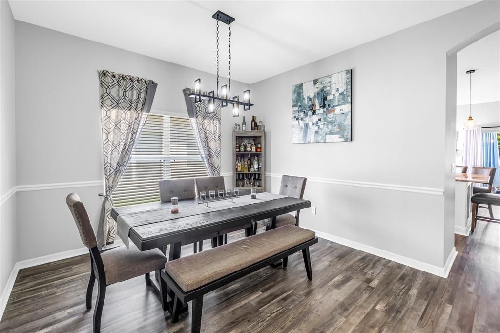 На продажу: $399,900 (4 спален, 2 ванн, 1846 Квадратных фут)