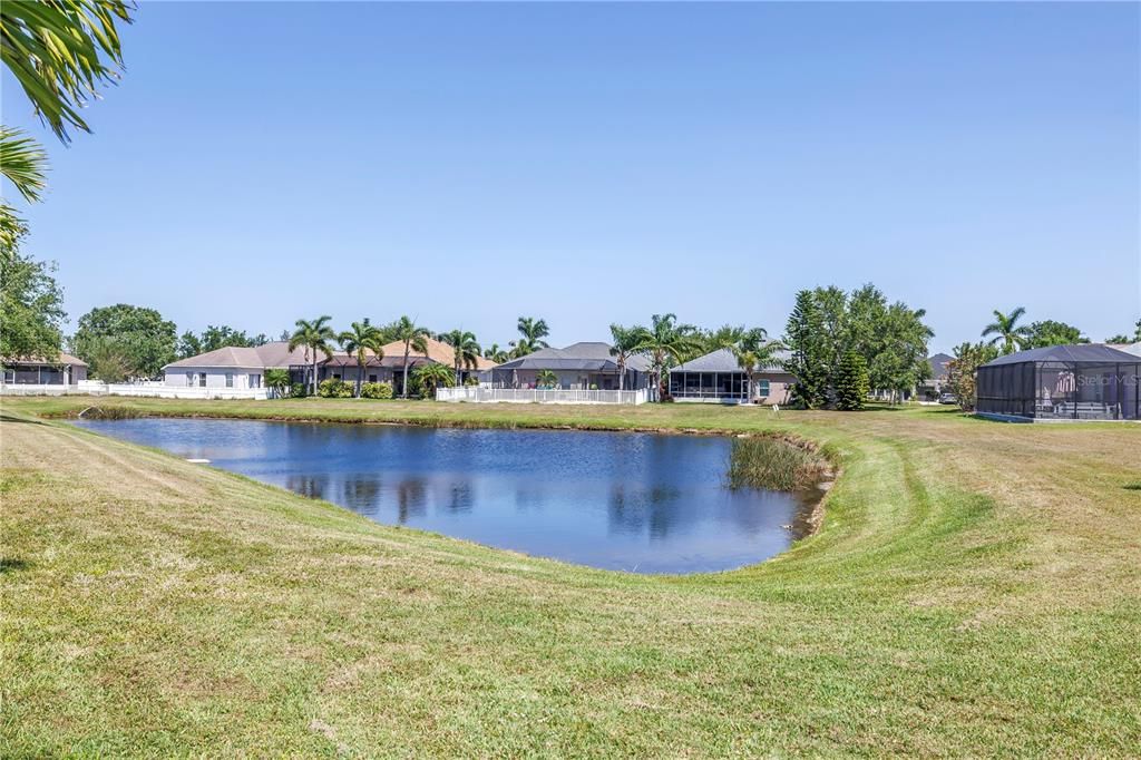 На продажу: $399,900 (4 спален, 2 ванн, 1846 Квадратных фут)