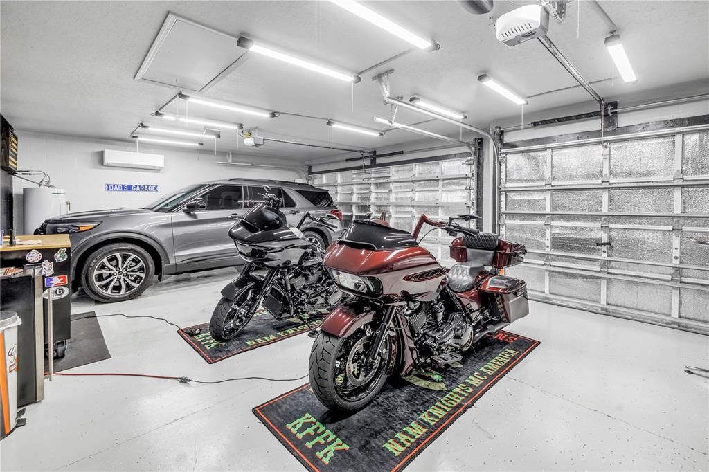 На продажу: $399,900 (4 спален, 2 ванн, 1846 Квадратных фут)