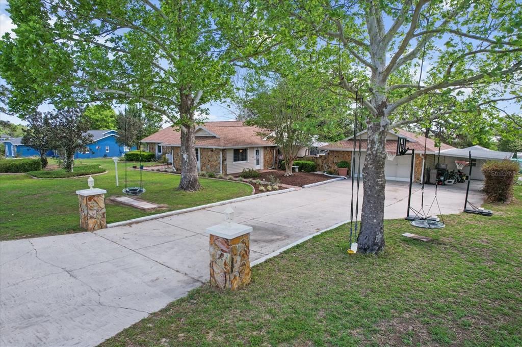 На продажу: $499,900 (4 спален, 2 ванн, 1980 Квадратных фут)