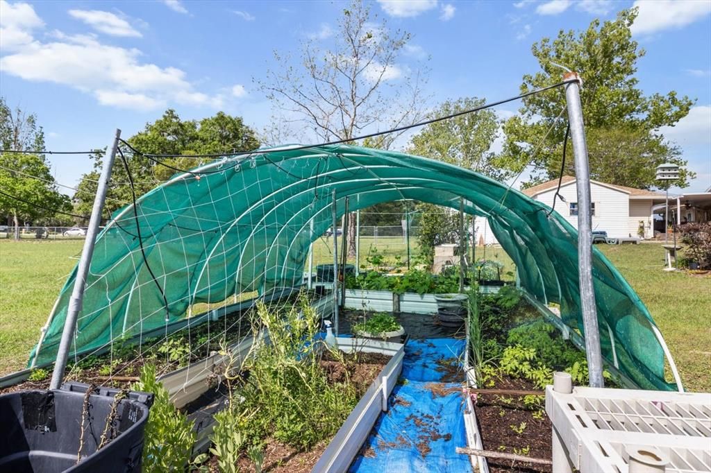 На продажу: $499,900 (4 спален, 2 ванн, 1980 Квадратных фут)