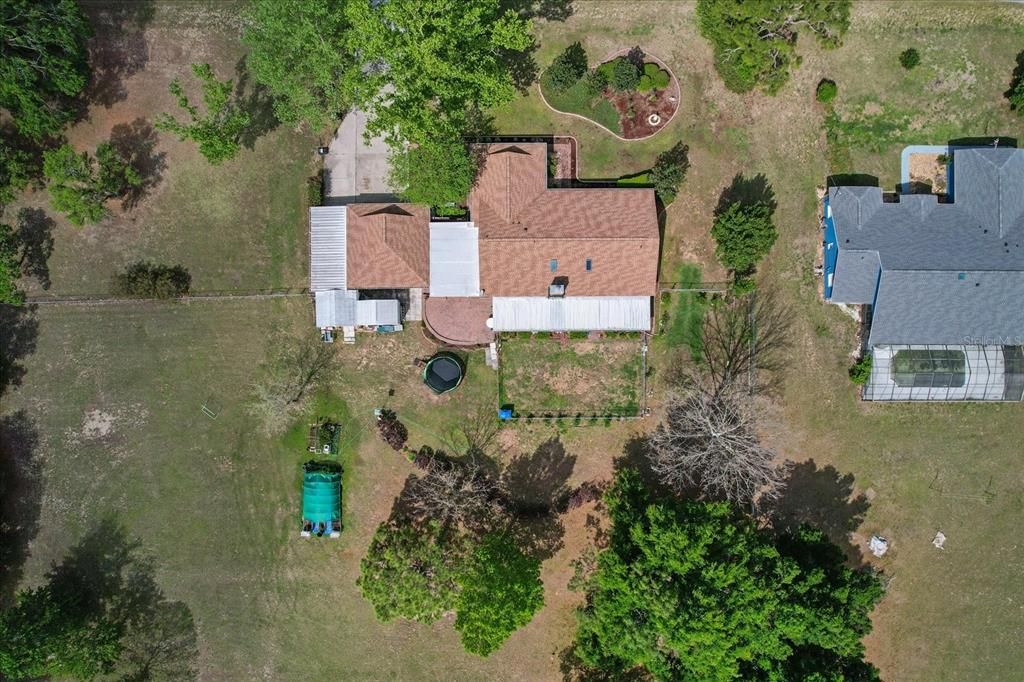 На продажу: $499,900 (4 спален, 2 ванн, 1980 Квадратных фут)