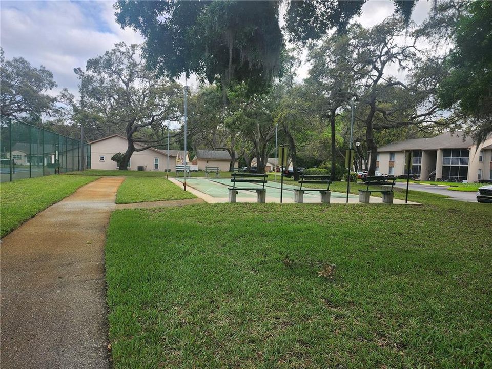 For Sale: $116,000 (2 beds, 2 baths, 1035 Square Feet)