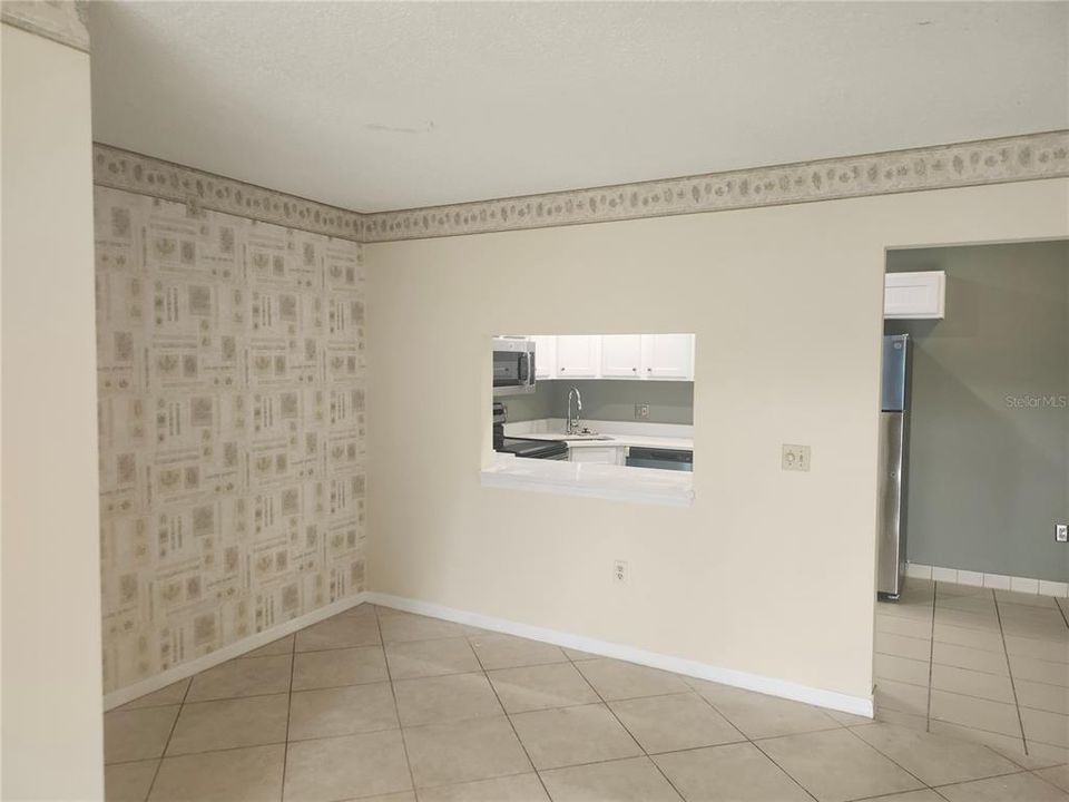 For Sale: $116,000 (2 beds, 2 baths, 1035 Square Feet)