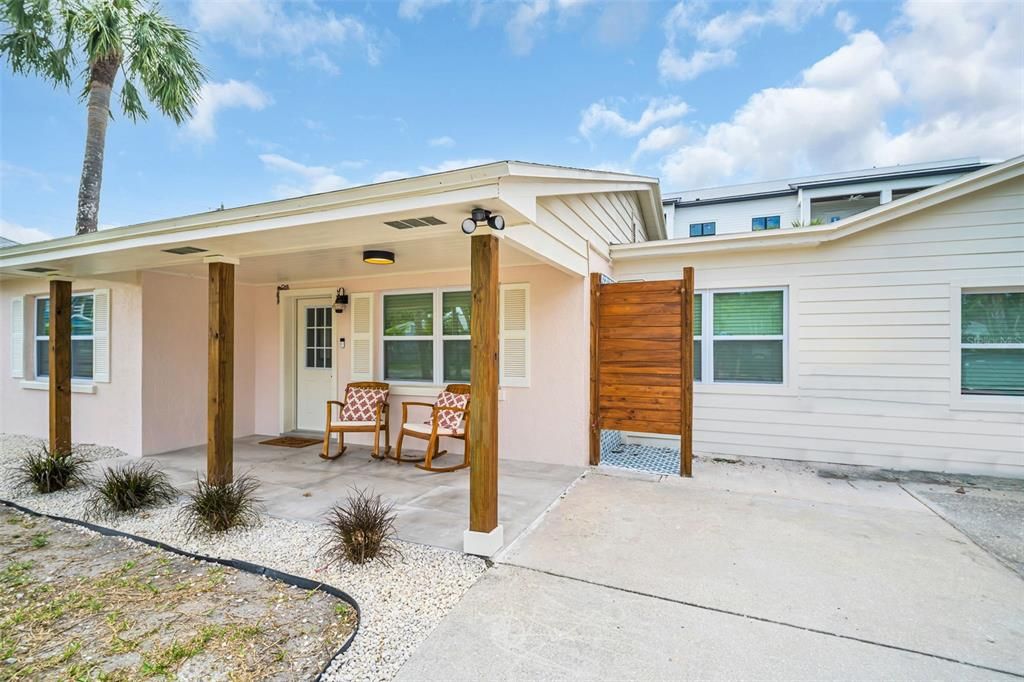 Recently Sold: $878,000 (3 beds, 2 baths, 1505 Square Feet)