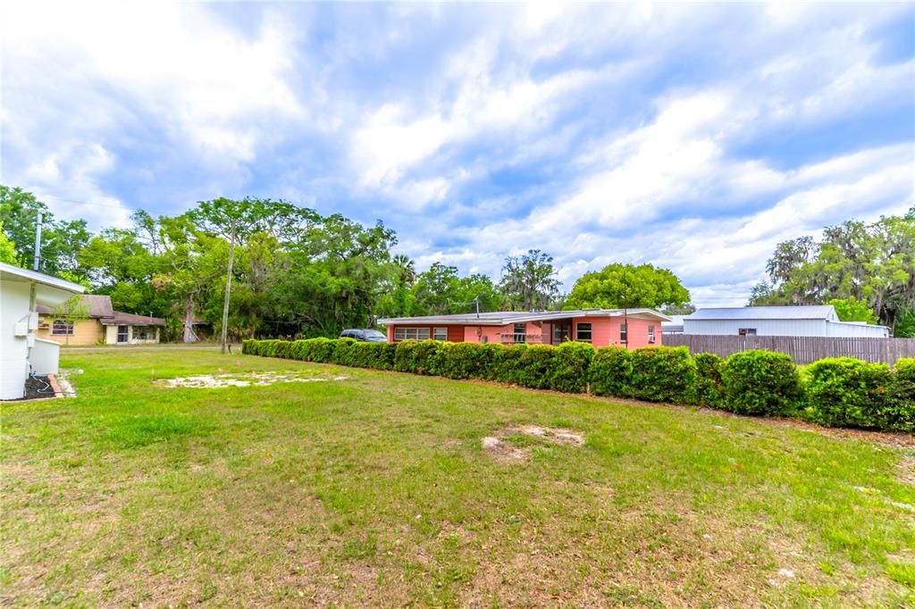 For Sale: $194,900 (2 beds, 0 baths, 720 Square Feet)