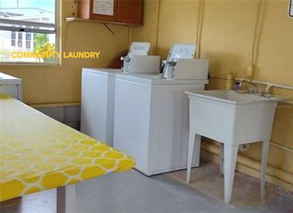 待售: $124,900 (2 贝兹, 1 浴室, 636 平方英尺)