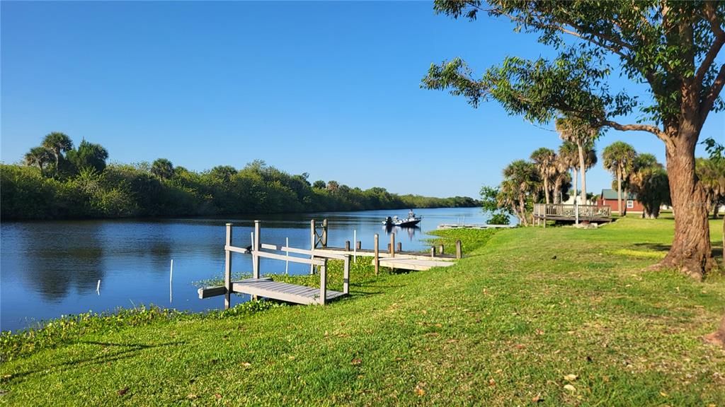 待售: $124,900 (2 贝兹, 1 浴室, 636 平方英尺)